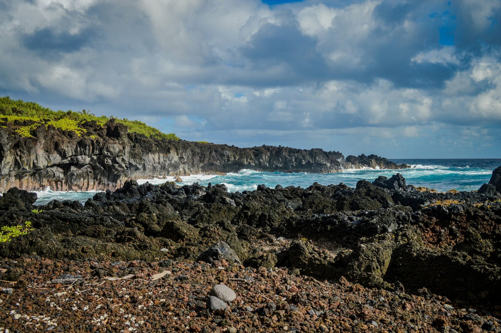 road to hana maui coast